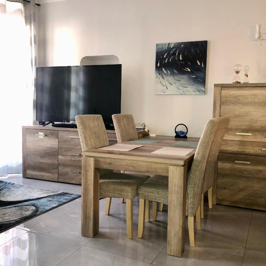 Charming Apartment Near The Beach Villefranche-sur-Mer Bagian luar foto
