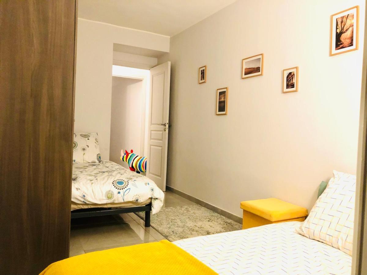 Charming Apartment Near The Beach Villefranche-sur-Mer Bagian luar foto